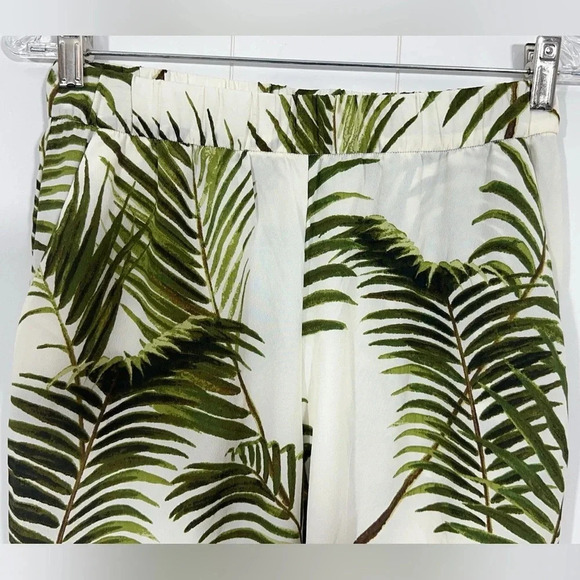 H&M Tropical Palm Off White Ivory Crepe Cropped Trouser Pants - Picture 2 of 9